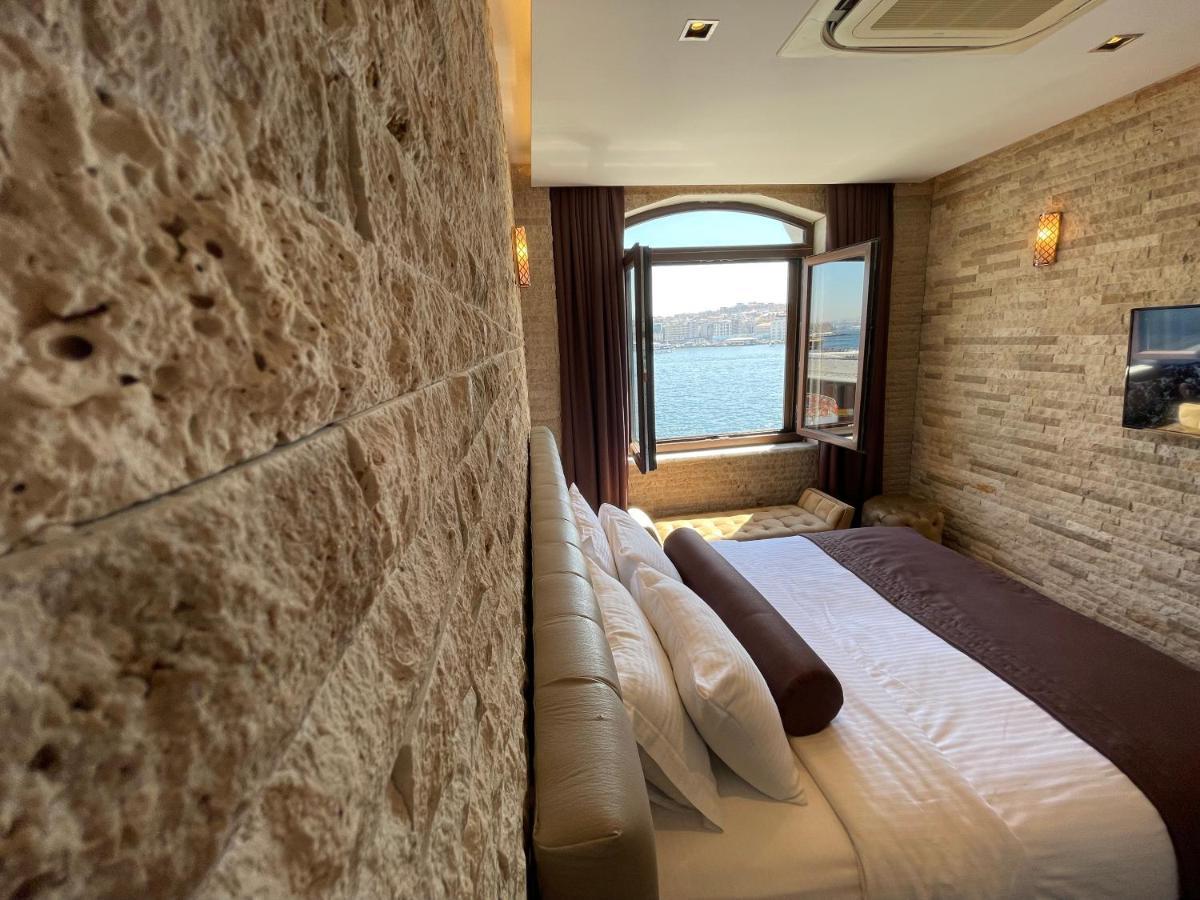 Kavi Seaside Hotel *