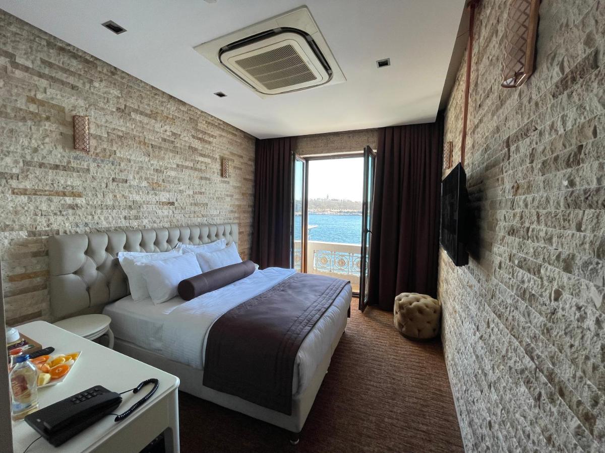 Kavi Seaside Hotel